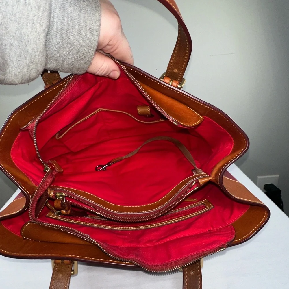 Dooney & Bourke Everyday Tote Burgundy Pebble Leather Tan Natural Patina Trim